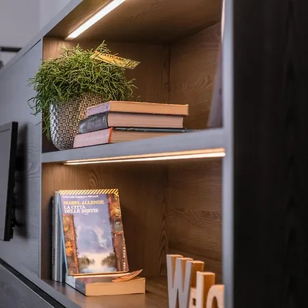 Lilium Maris Hotel *